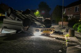 Auto slaat over de kop in Nederhorst Den Berg