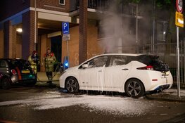 Elektrische auto uitgebrand in Hilversum