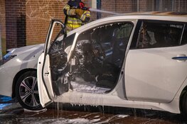 Elektrische auto uitgebrand in Hilversum