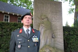 Huizer burgemeester herdenkt de oorlogsslachtoffers