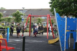 Kind bedreigt leeftijdsgenoten met een mes bij ruzie in Huizen