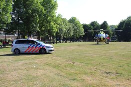 Kindje met spoed naar ziekenhuis gebracht na val uit boomhut
