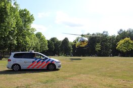 Kindje met spoed naar ziekenhuis gebracht na val uit boomhut