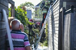 Brand in schuur in Nederhorst den Berg