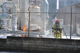Brand in fabriek BN International Huizen