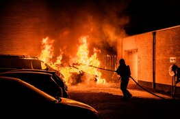 Paniek in Hilversumse woonwijk bij vlammenzee