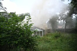 Gehele woning vol rook door brand Bussum