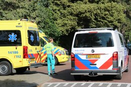 Gewonde bij vreemde lucht in woning in Bussum