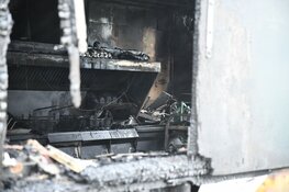 Patatkraam in brand gestoken aan de Loosdrechtse plassen