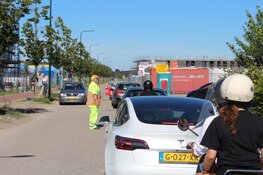 Gemeente Blaricum grijpt in bij drukte Stichtse Strand, parkeerplaats afgesloten