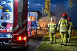 Auto in vlammen op in 's-Graveland