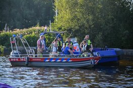 Sloep zinkt vlakbij Drecht in Loosdrecht