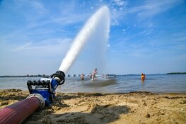 Brandweer zorgt voor waterpret in &#39;t Gooi