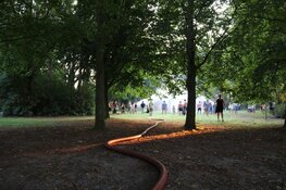 Brandweer Naarden zorgt voor waterfestijn