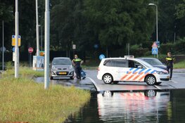 Muiden loopt onder na waterhoos
