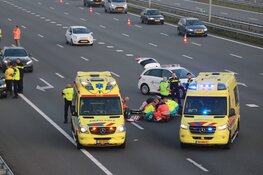 Persoon zwaargewond na ongeval op A1 Muiderberg