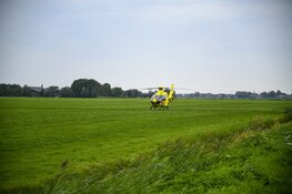 Ernstige aanrijding in Eemnes, politie zoekt naar man