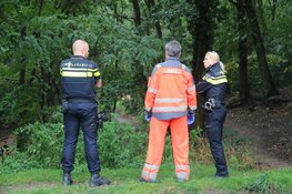 Mountainbiker zwaargewond na val in Huizen