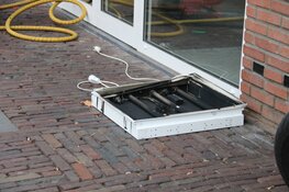 Brand in leegstaand winkelpand Bussum