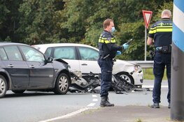 Ongeval met meerdere auto's in Bussum