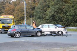 Ongeval met meerdere auto's in Bussum